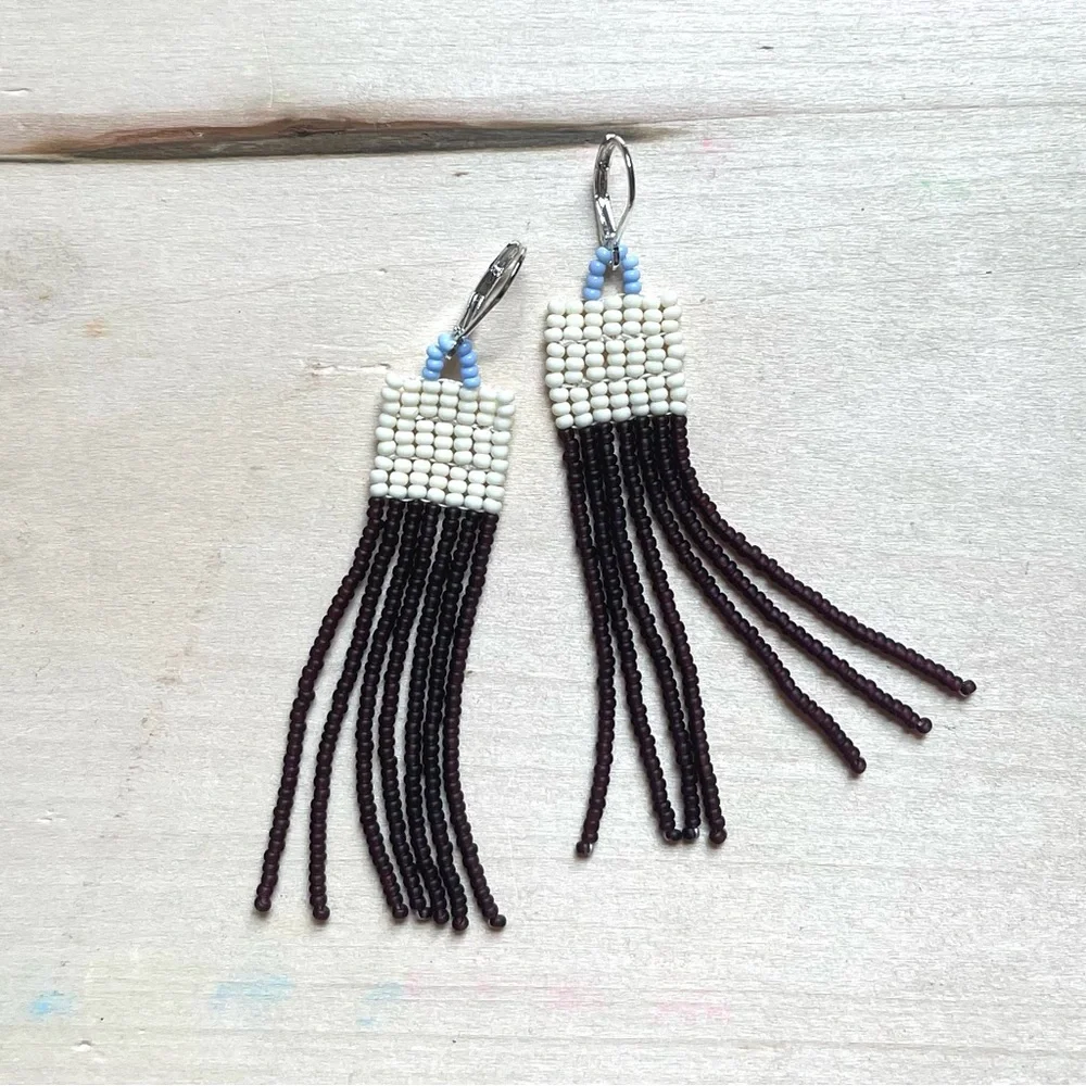 HANDMADE GLASS EARRINGS | Mini Beacon Handwoven Small Batch Earrings in O’Keeffe - Picture 5 of 5